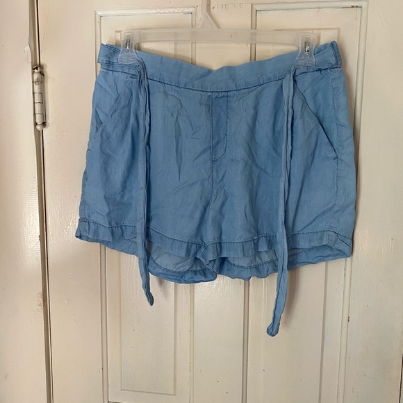 Joe Fresh Tie up light wash denim shorts - Picture 4 of 4